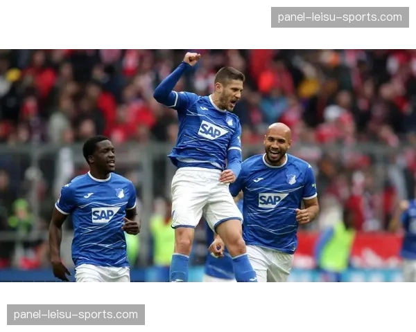 特写：美因茨老将卡西最后时刻错失单刀后的落寞神情