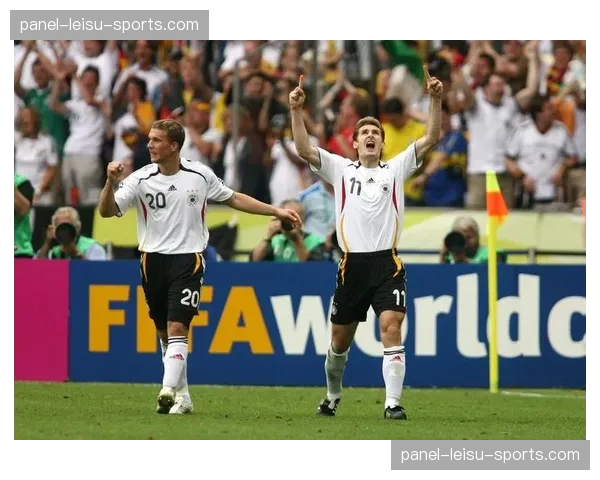 回顾:德国足球博物馆举办“克洛泽世界杯头球纪录”特别展览 回顾:德国足球博物馆举办“克洛泽世界杯头球纪录”特别展览