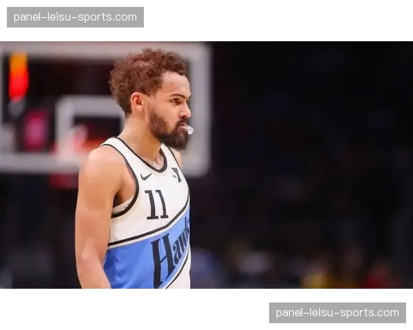 战报:老鹰队特雷-杨送出15次助攻,其中8次直接来源于推动防守反击 战报:老鹰队特雷-杨送出15次助攻,其中8次直接来源于推动防守反击